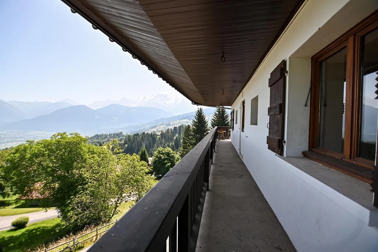 コンブルーLarge Apt 80M Superb View Mont-Blanc 6Pアパートメント 0*, コンブルー