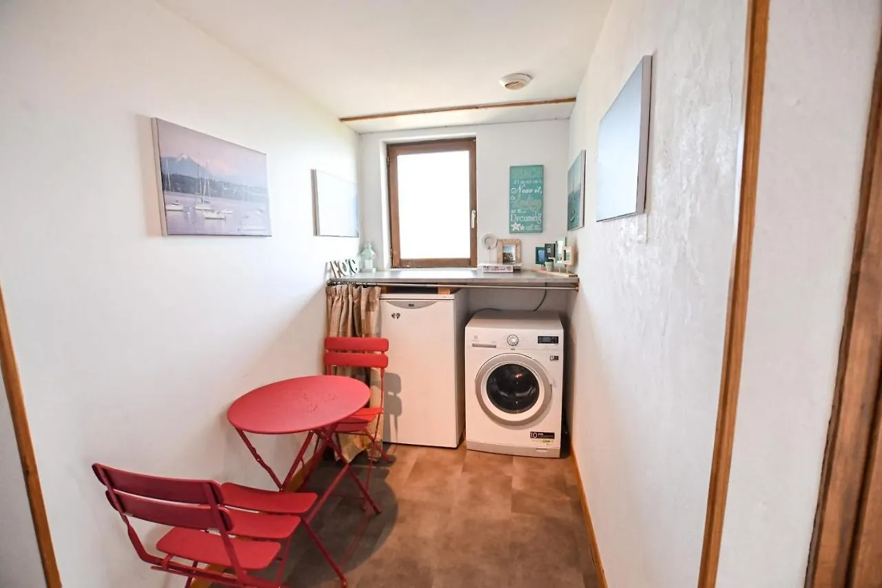 コンブルーLarge Apt 80M Superb View Mont-Blanc 6Pアパートメント 0*, コンブルー フランス